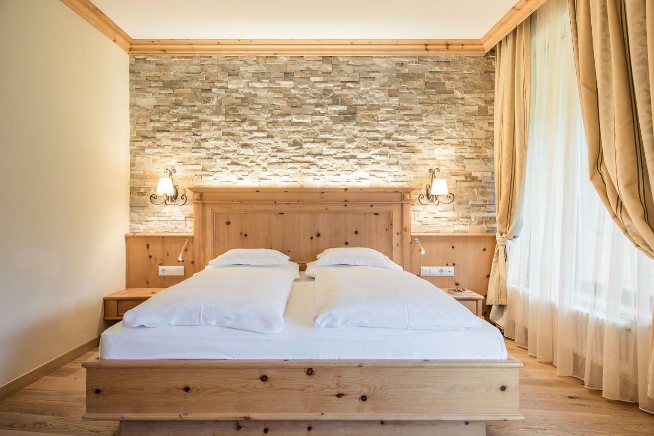Hotel Petrus Brunico Luaran gambar